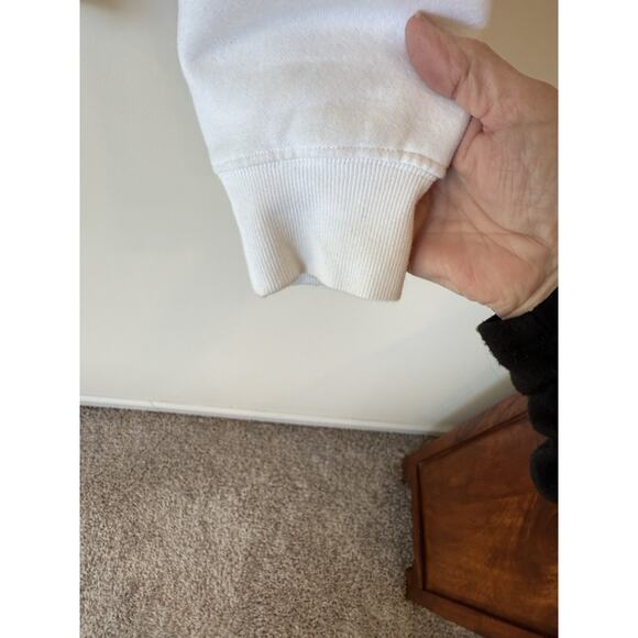 TNA Aritzia Cozy Fleece Long Sleeve Cropped Length Sweatshirt White Large - Picture 3 of 8